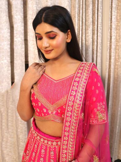 Angelic Light Peach Taffeta Saree - Image 5